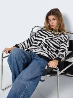 Noisy May Pulls Maille Fine Pull-over Femme Noir -Noisy May 0361eedbb7f5683ed58ad26aae98d92a