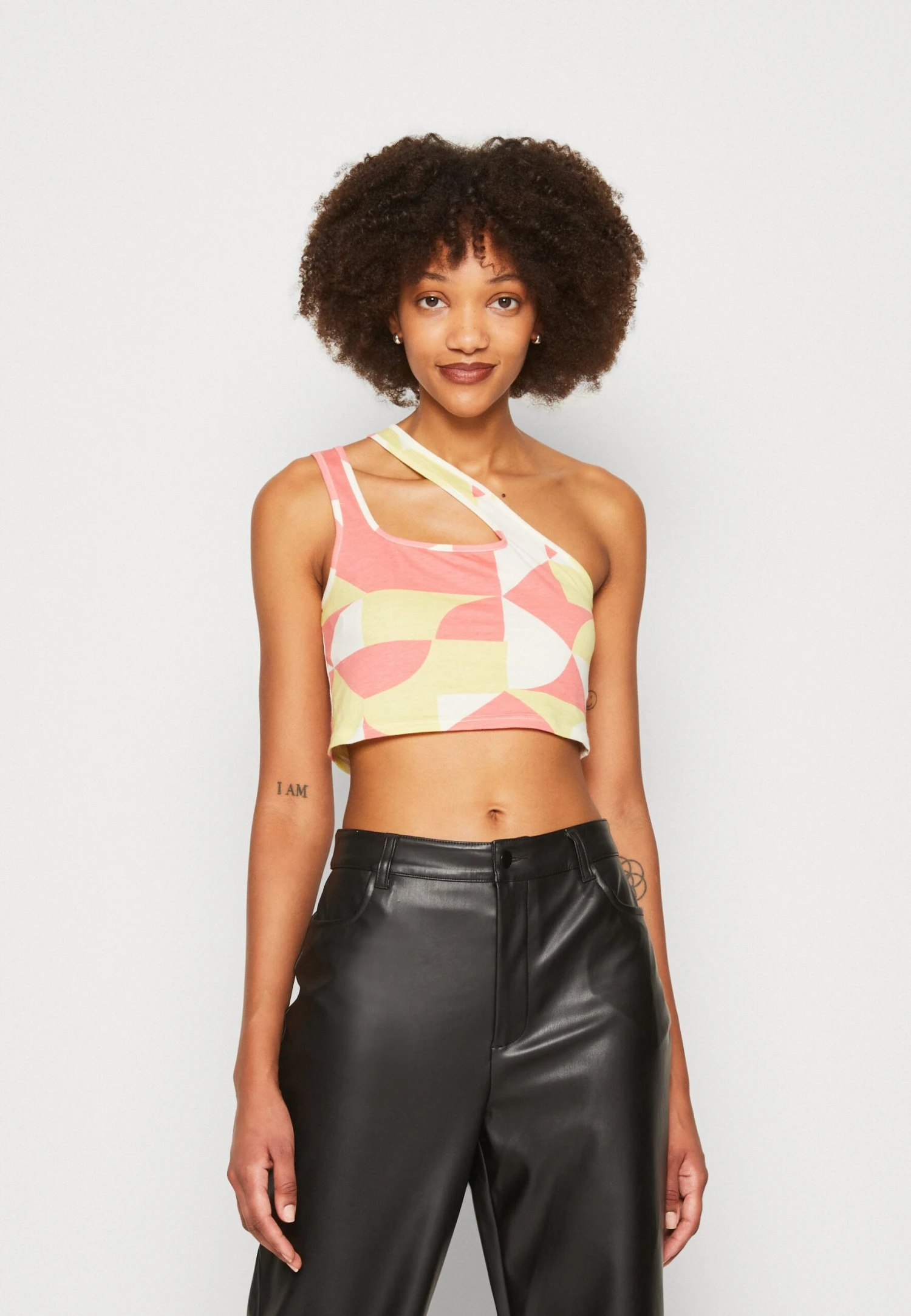 Noisy May Cross Neck Crop - Débardeur - Eggnog/Pale Lime Yellow/Sun Kissed Coral 1 Noisy May Cross Neck Crop - Débardeur - Eggnog/Pale Lime Yellow/Sun Kissed Coral