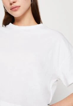 Noisy May Nmalena Semi Crop - T-Shirt Basique - Bright White -Noisy May 105ec1baafbe44178ec7106a6baa5a27