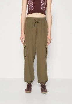 Noisy May 24 Noisy May Nmkirby Pants - Pantalon Cargo - Kalamata