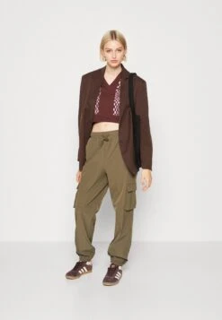 Noisy May -Noisy May 2399c91d0ef2410a86aff2c01d959a49