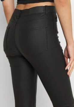 Noisy May Nmsallie Flare Coated Pants - Pantalon Classique - Black 11 Noisy May Nmsallie Flare Coated Pants - Pantalon Classique - Black -Noisy May 3d6921fa8afb4b35ae2d9b1247611702