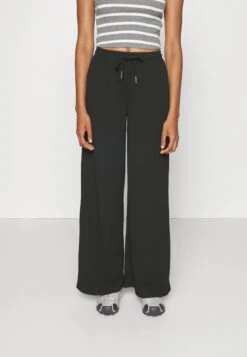 Noisy May 42 Nmjasa Wide Pant - Pantalon De Survêtement - Black