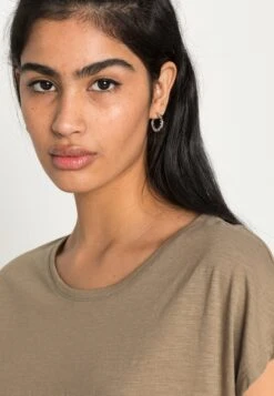 Noisy May Loose Long - T-Shirt Basique - Mermaid -Noisy May 51aaf5fbe7fe4c67b724e940fbc86478