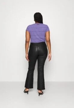 Nmsallie Flare Pants - Pantalon Classique - Black -Noisy May 5368424f72c2427881fcf15a83d0bd78