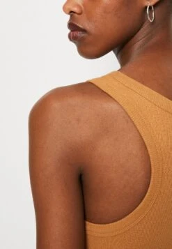 Noisy May Nmmaya Halter Neck - Débardeur - Chipmunk -Noisy May 5a88e623f84f4cf38add51c07df582d3