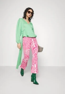 Noisy May Petite Nmlaila Pasa Pants - Pantalon Classique - Pink -Noisy May 67f8eef30221427690442c8e4b6781ed