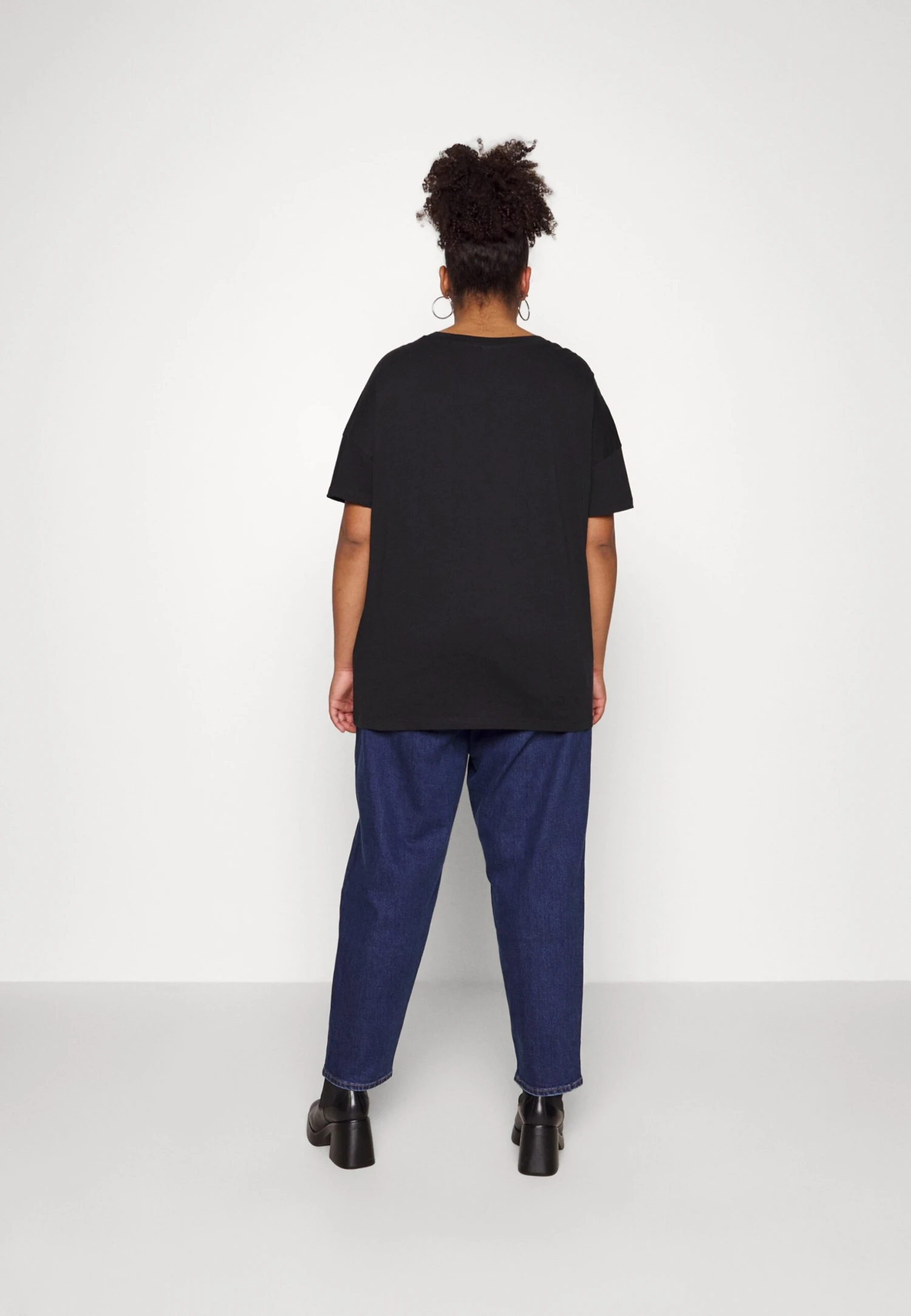 Nmida Pink Floyd - T-Shirt Imprimé - Black 3 Nmida Pink Floyd - T-Shirt Imprimé - Black – Image 3