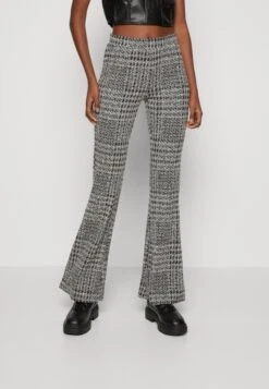 Noisy May Nmtowny Flared Pant - Pantalon Classique - Black