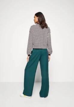 Noisy May Nmpinola - Pantalon Classique - Trekking Green -Noisy May 79a95f071f6e437bbd0d1ed80aaf40b9