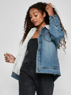 Noisy May Vestes En Jean Veste Mi-saison Ole Femme Bleu 10 Noisy May Vestes En Jean Veste Mi-saison Ole Femme Bleu -Noisy May 95c9ee61b874e13362344e15ff3bb3c8