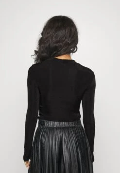 Noisy May Petite Nmjordan Cut Out - T-Shirt À Manches Longues - Black 7 Noisy May Petite Nmjordan Cut Out - T-Shirt À Manches Longues - Black -Noisy May a1af6cefe07f4ed9a7e7946ff1384539