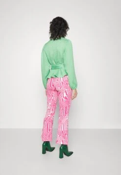 Noisy May Petite Nmlaila Pasa Pants - Pantalon Classique - Pink -Noisy May a829780ad81d407f99aee216a9986960