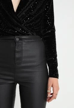 Noisy May Nmella Super Coated Pants - Pantalon Classique - Black -Noisy May ba27edfd43ae43f78568d8d5543530df