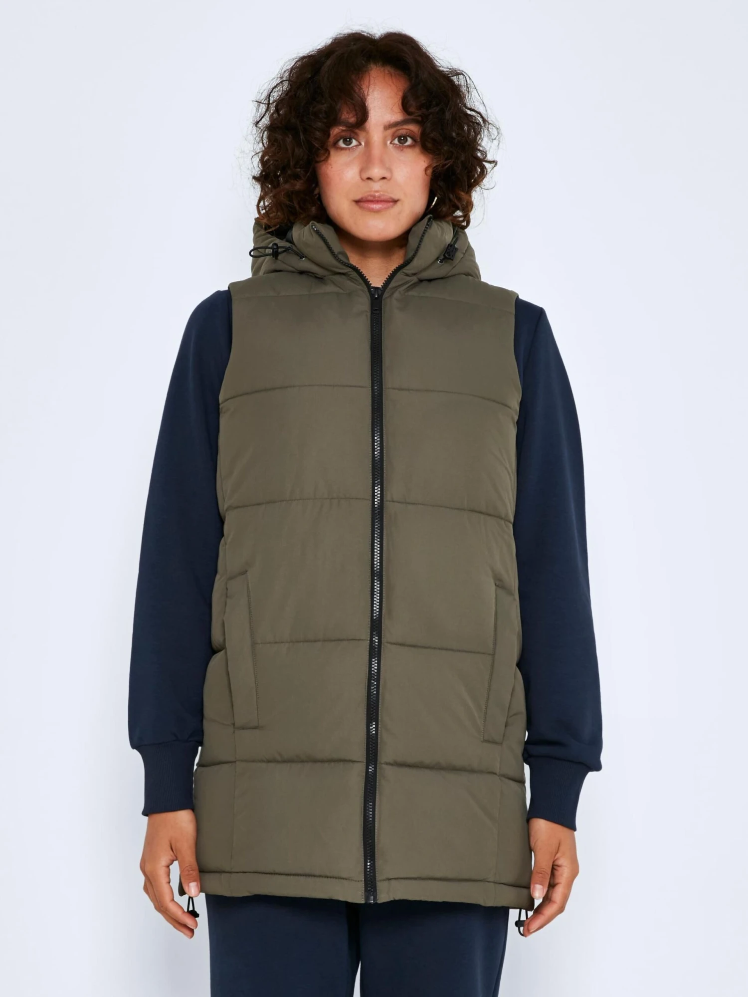 Noisy May Vestes Sans Manches Gilet Aurora Femme Kaki 2 Noisy May Vestes Sans Manches Gilet Aurora Femme Kaki – Image 2