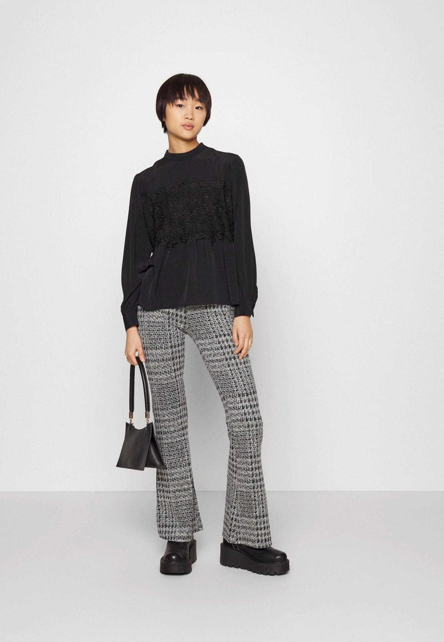 Noisy May Petite Nmtowny Pant - Pantalon Classique - Black 2 Noisy May Petite Nmtowny Pant - Pantalon Classique - Black – Image 2