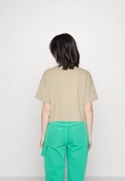 Noisy May Nmalena - T-Shirt Imprimé - Humus -Noisy May df6eab4b7e9c42af9db909fe2c7be7d6