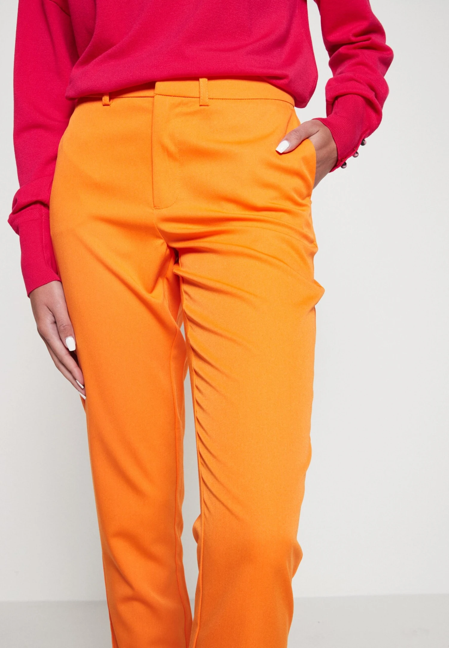 Noisy May Nmthea Vivian - Pantalon Classique - Vibrant Orange 4 Noisy May Nmthea Vivian - Pantalon Classique - Vibrant Orange – Image 4