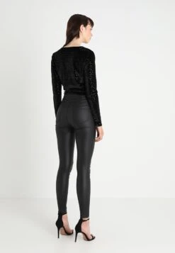 Noisy May Nmella Super Coated Pants - Pantalon Classique - Black -Noisy May fc1987bfeaa74be98a71801d6535472c